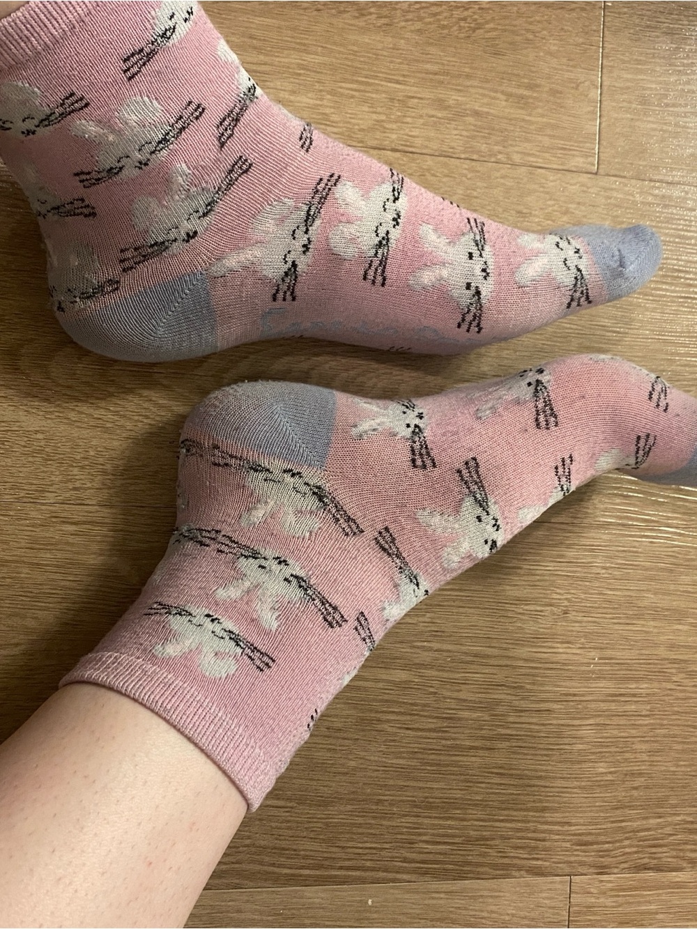 Women’s Pink Bunny Pattern Crew Socks Well Worn - Picture 3 of 5